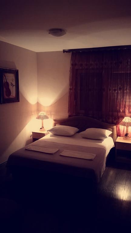 Motel Aura Mostar Rom bilde