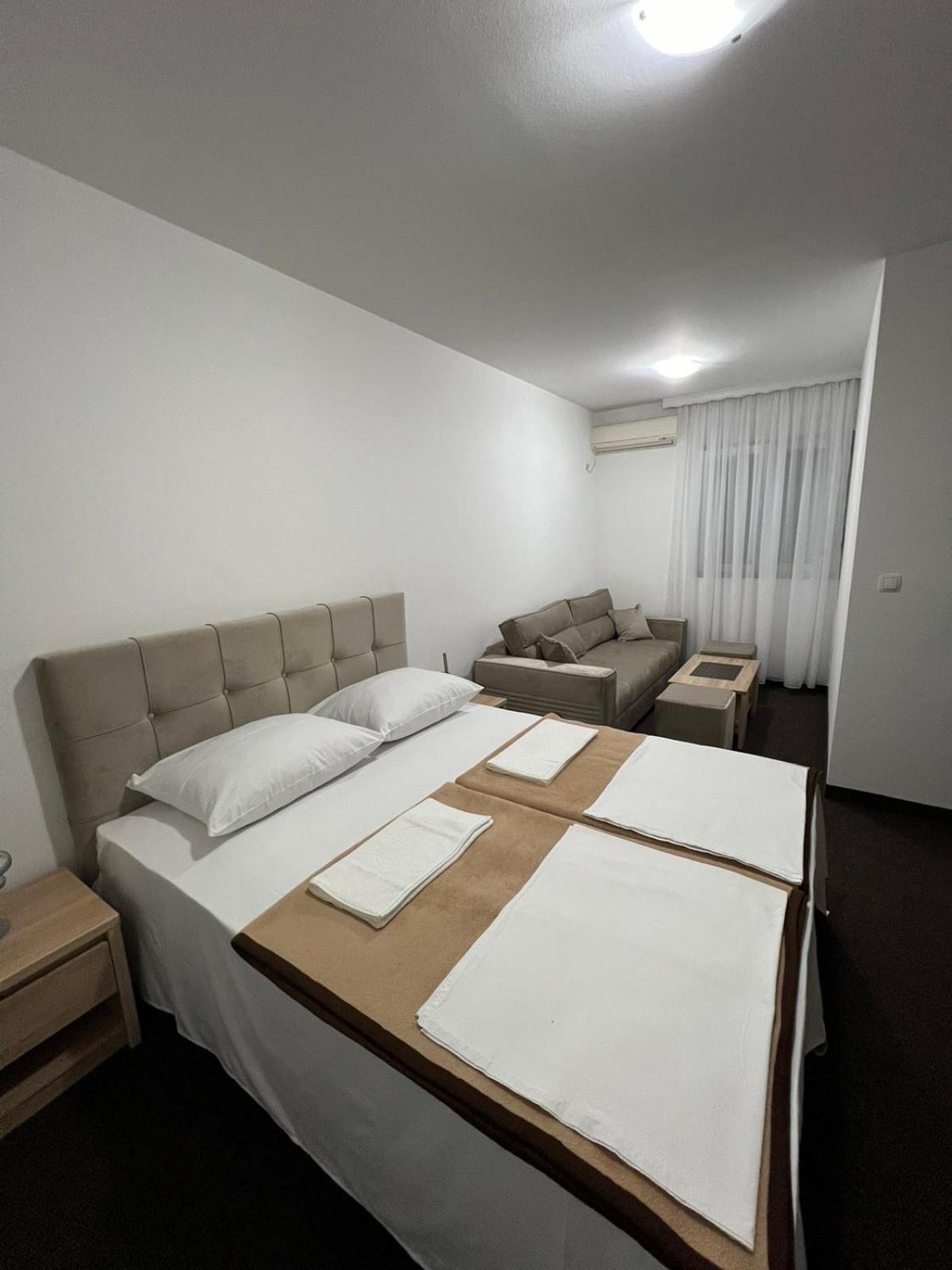 Motel Aura Mostar Eksteriør bilde