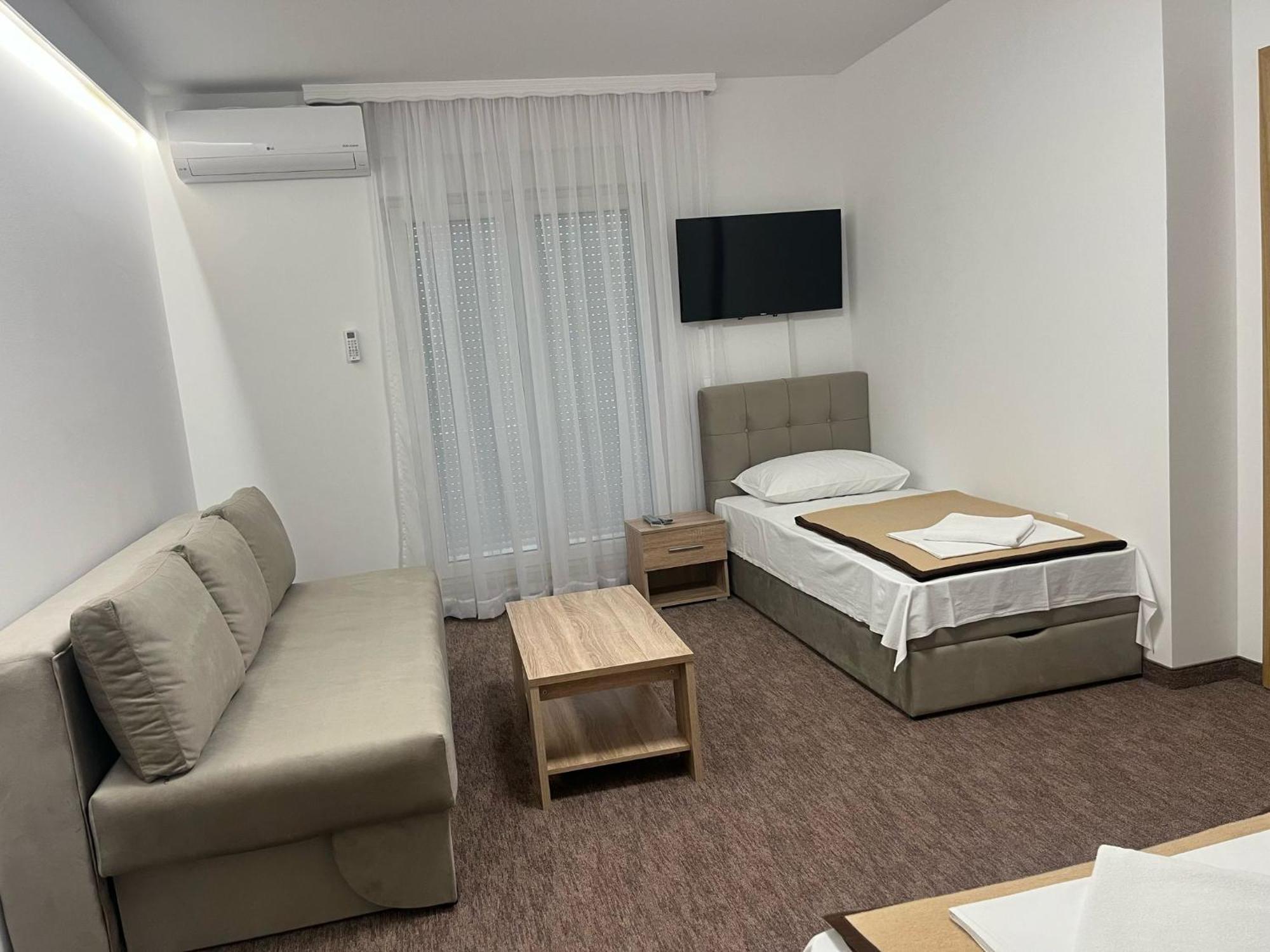 Motel Aura Mostar Eksteriør bilde