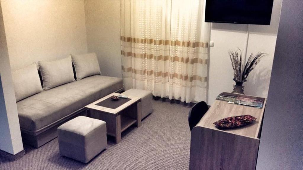 Motel Aura Mostar Eksteriør bilde